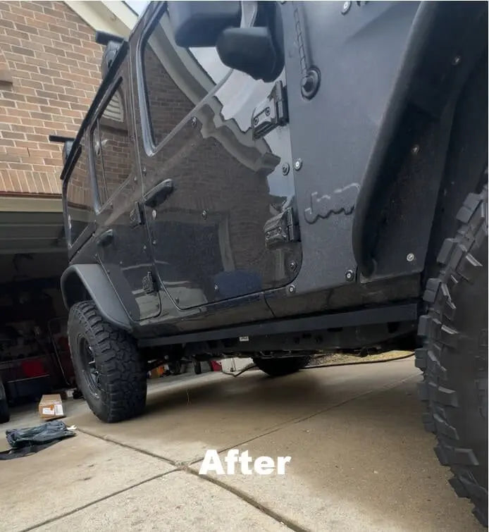 Black Jeep Wrangler JL with pinch weld covers installed