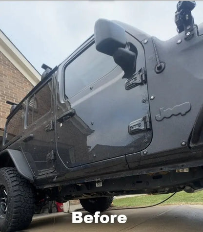 Black Jeep Wrangler JL without pinch weld covers