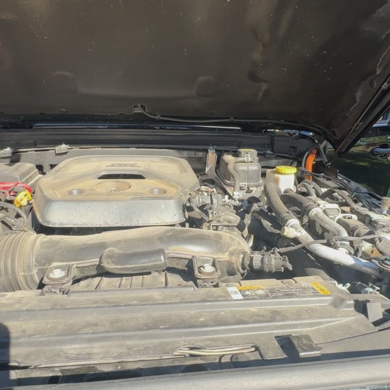 JEEP HOOD STRUT KIT INSTALLED