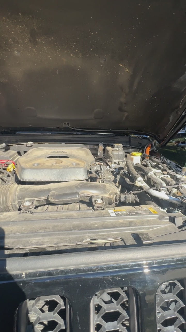 JEEP HOOD STRUT KIT INSTALLED
